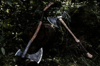 Kratos battle axe