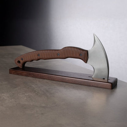 Combat tomahawk "Barong" with polymer composite handle